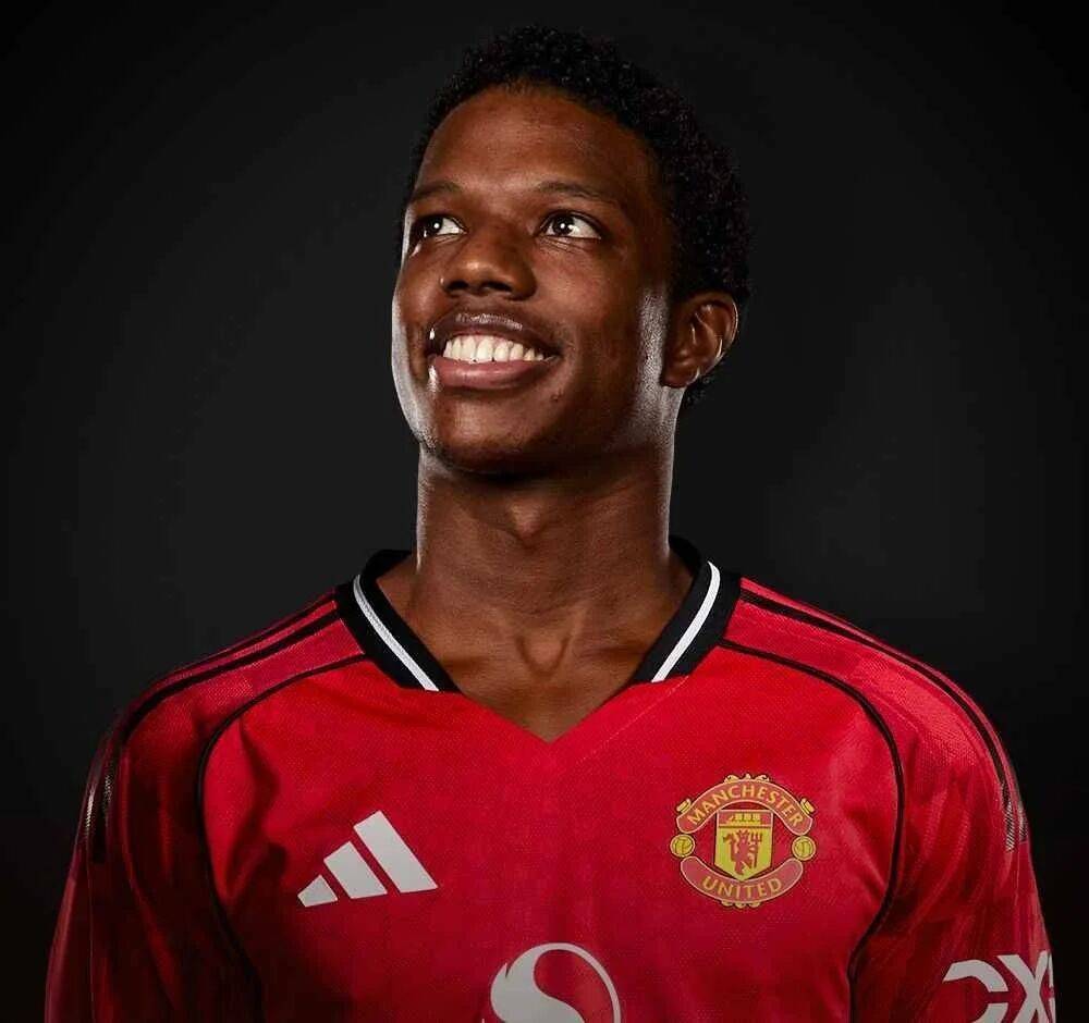 曼联为马拉西亚英超报名,两次压哨清洗失败!沙特不买就只能留队 曼联为马拉西亚英超报名,两次压哨清洗失败!沙特不买就只能留队