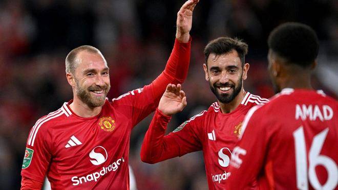 告别英超赴德甲!埃里克森加盟沃尔夫斯堡,曼联众将齐送祝福 告别英超赴德甲!埃里克森加盟沃尔夫斯堡,曼联众将齐送祝福