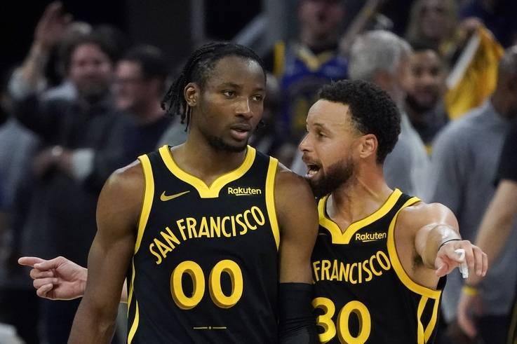 经纪人:库里格林巴特勒都想库明加留队 他们没矛盾 经纪人:库里格林巴特勒都想库明加留队 他们没矛盾