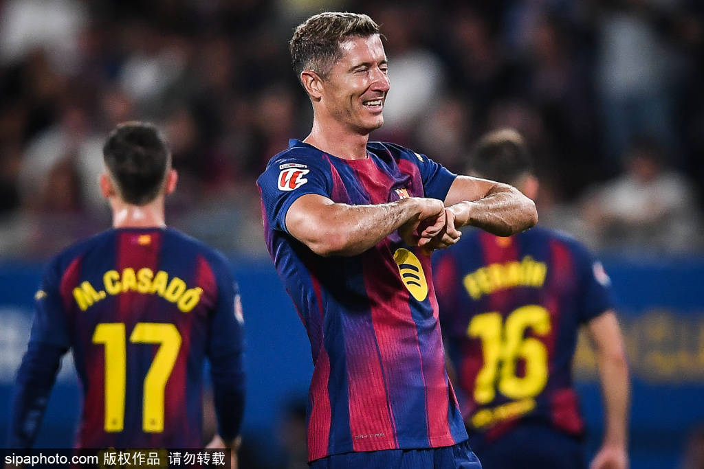 拉波尔塔:尊重德容反对海外赛,但我们会遵循西甲安排 拉波尔塔:尊重德容反对海外赛,但我们会遵循西甲安排