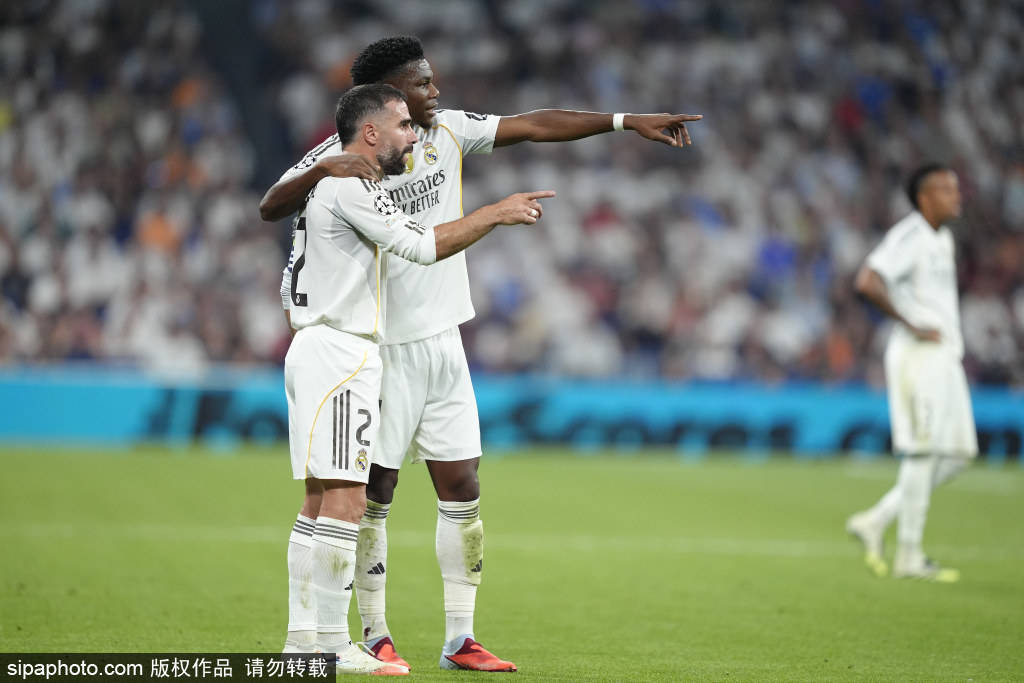 皇马尤文巅峰对决:高风险警告背后的悬念与较量 皇马尤文巅峰对决:高风险警告背后的悬念与较量