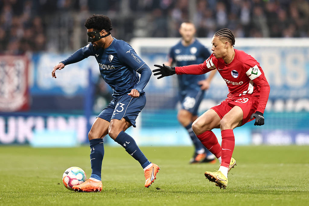 周日032意甲焦点战:AC米兰主场力克佛罗伦萨,2-1奏响胜利凯歌 周日032意甲焦点战:AC米兰主场力克佛罗伦萨,2-1奏响胜利凯歌