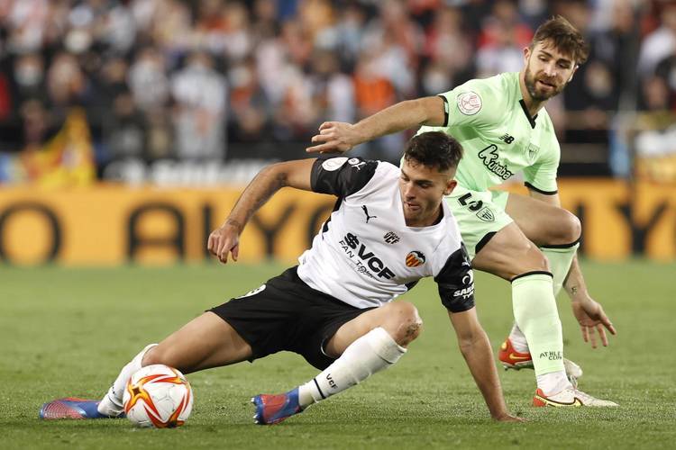 西甲保级生死战!巴伦西亚主场死磕比利亚雷,黄潜客场能否碾压颓势? 西甲保级生死战!巴伦西亚主场死磕比利亚雷,黄潜客场能否碾压颓势?