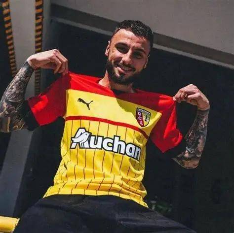 周六040法甲:朗斯VS马赛赛前全方位分析及比分预测 周六040法甲:朗斯VS马赛赛前全方位分析及比分预测