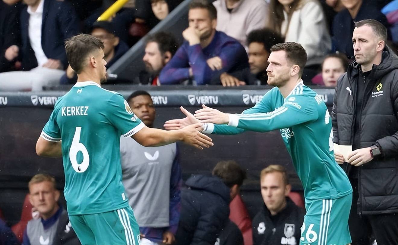 不要只骂维尔茨,他才是利物浦今夏非常差引援! 不要只骂维尔茨,他才是利物浦今夏非常差引援!